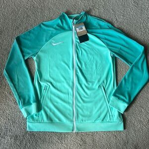 Nike Women’s Dri-Fit Academy Pro Track Jacket 22